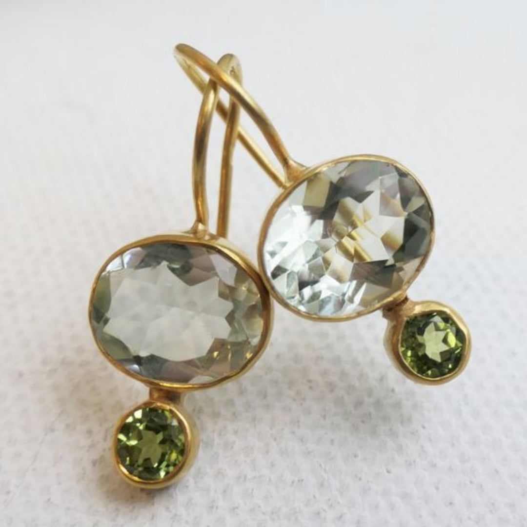 Boucles d'oreilles en cristal vert et or vintage