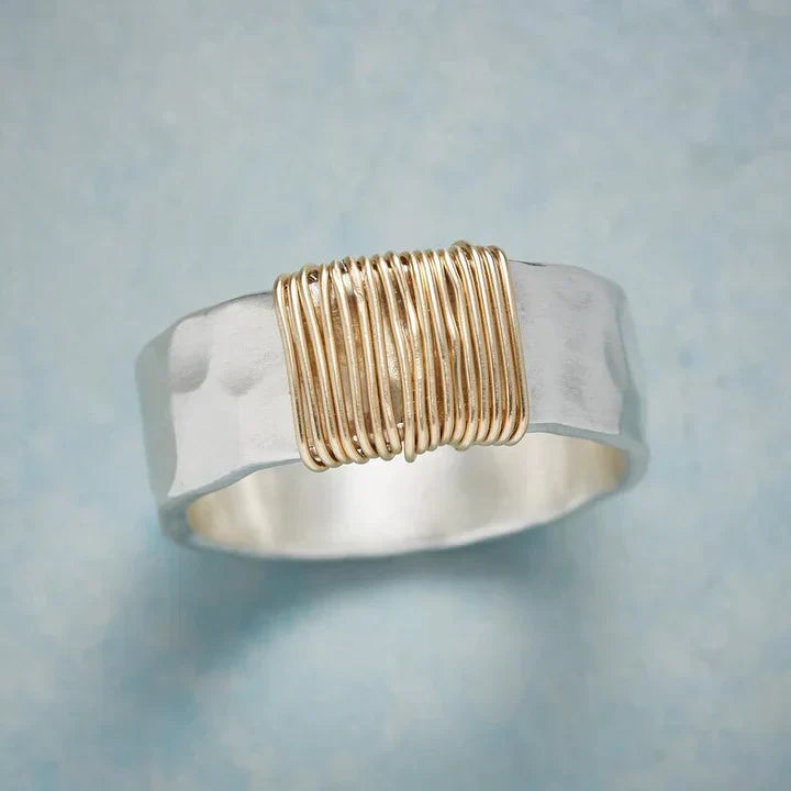 Bague Vintage en Or avec Fils en Argent
