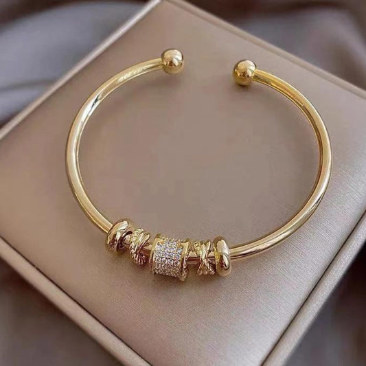 Bracelet Ajustable avec Charms en Or