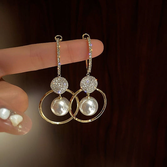 Boucles d'oreilles de luxe avec perles et zircons