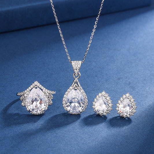 Ensemble Seraphina Thorne | Or blanc