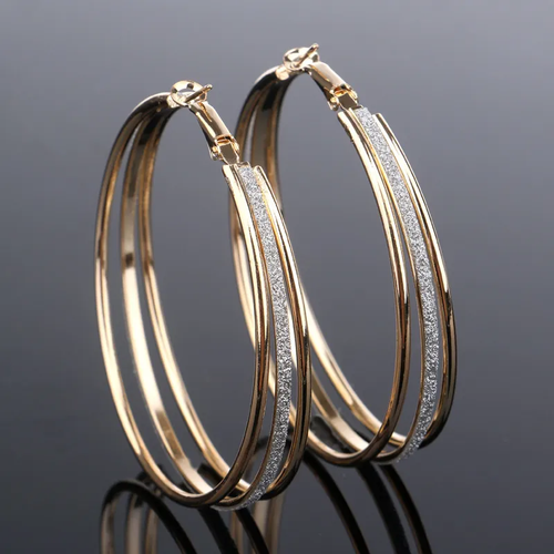 Boucles d'oreilles créoles en or brillant vintage
